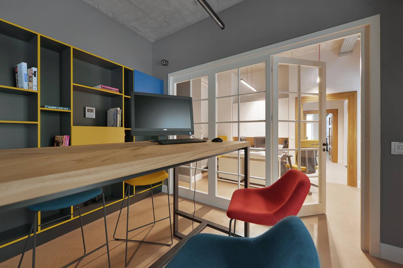 Stradonia-Serviced-Apartments-Lobby-58