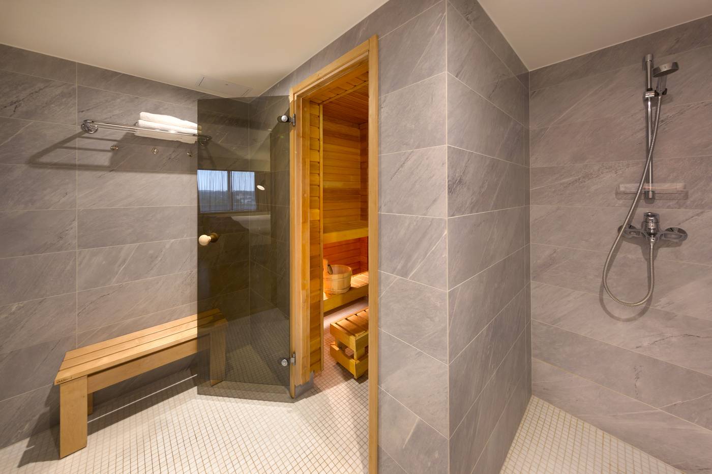 Radisson-Blu-Hotel-Olumpia--Room-41