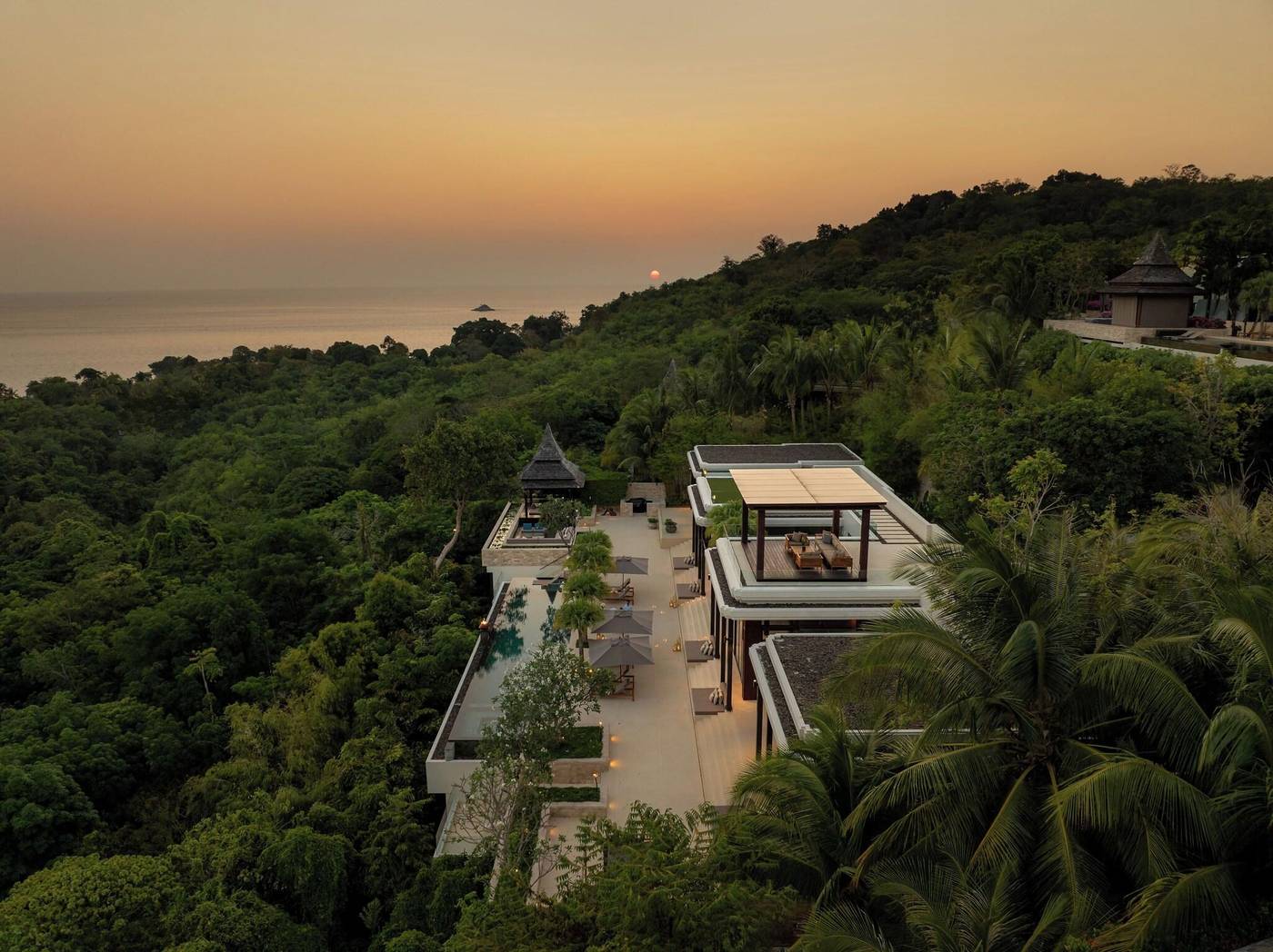 Anantara-Phuket-Layan-Resort---Spa-Room-12