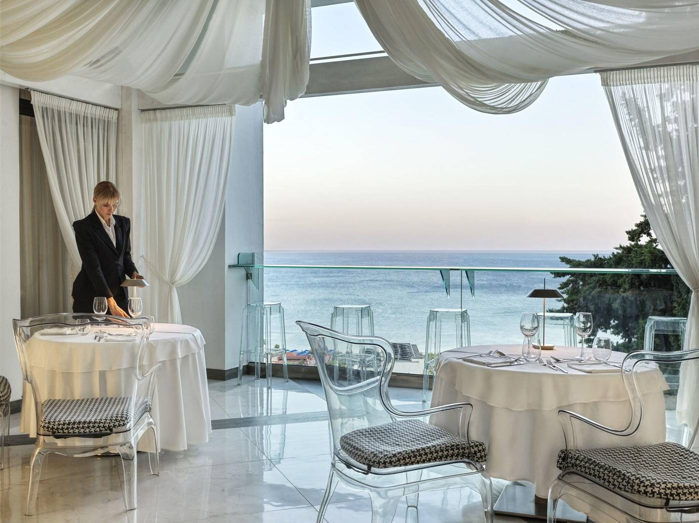 Esperos-Village-Blue---Spa---Adults-Only-Restaurant-50