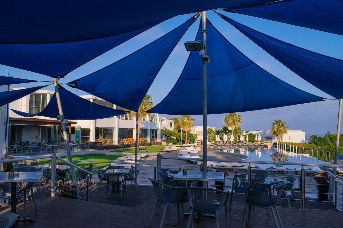 Theo-Sunset-Bay-General-view-20