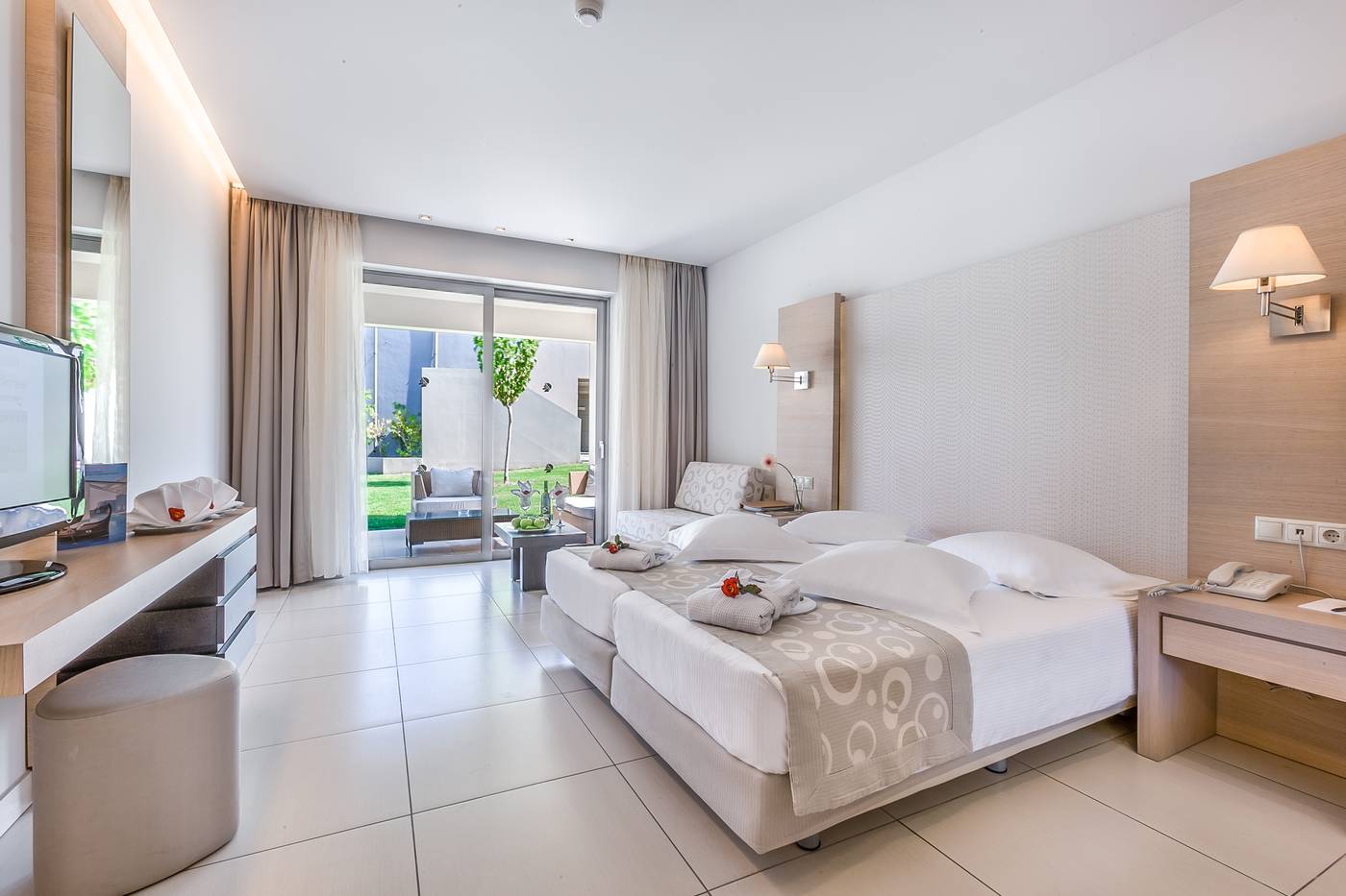 Astir-Odysseus-Room-40