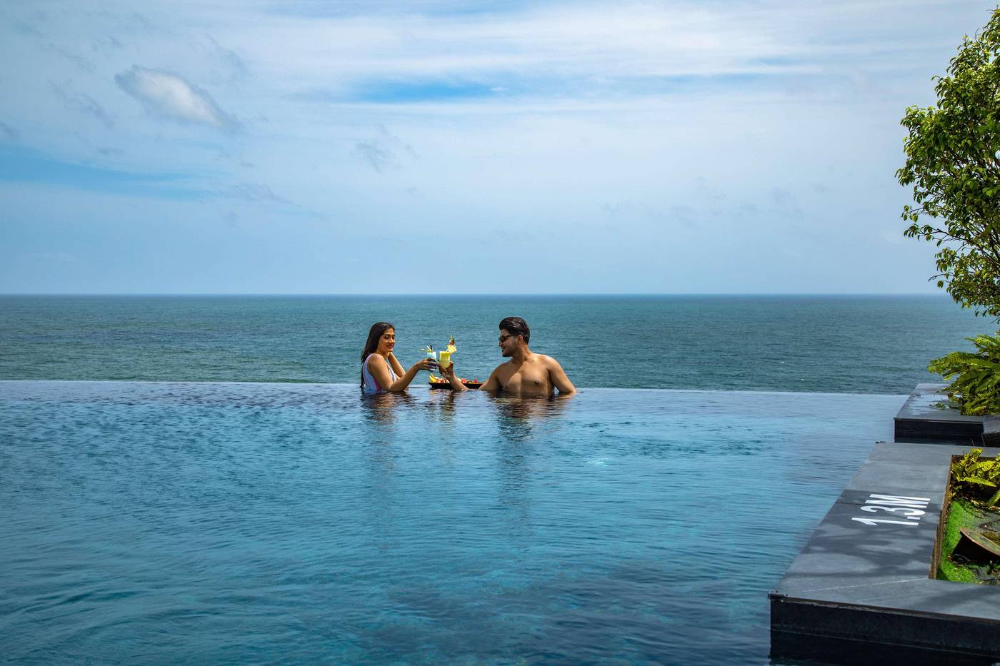 Marino-Beach-Colombo-Pool-8