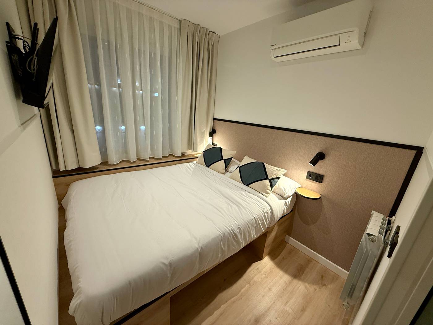 Mucho-Madrid-Room-21