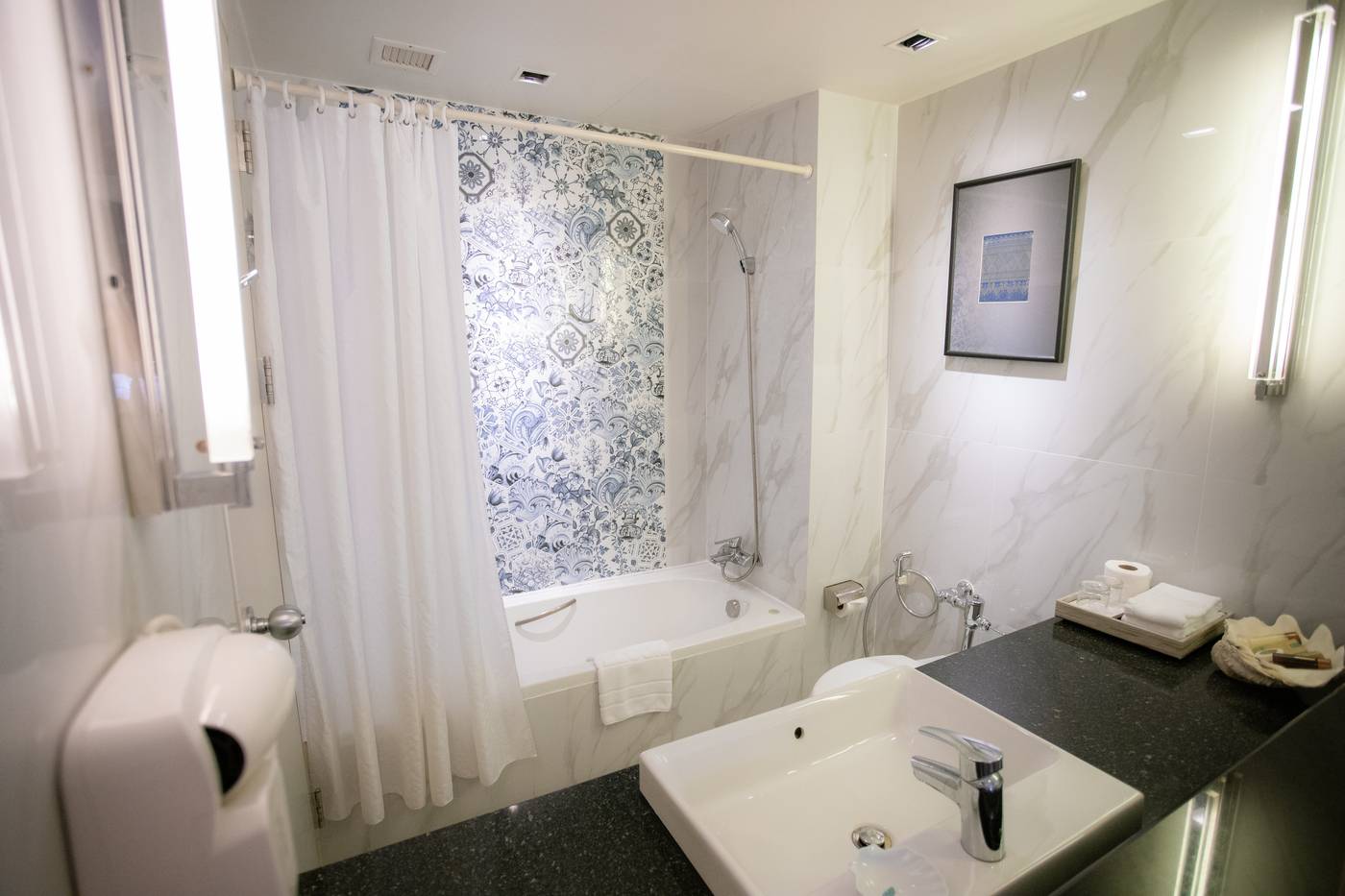 Royal-Paradise-Room-46