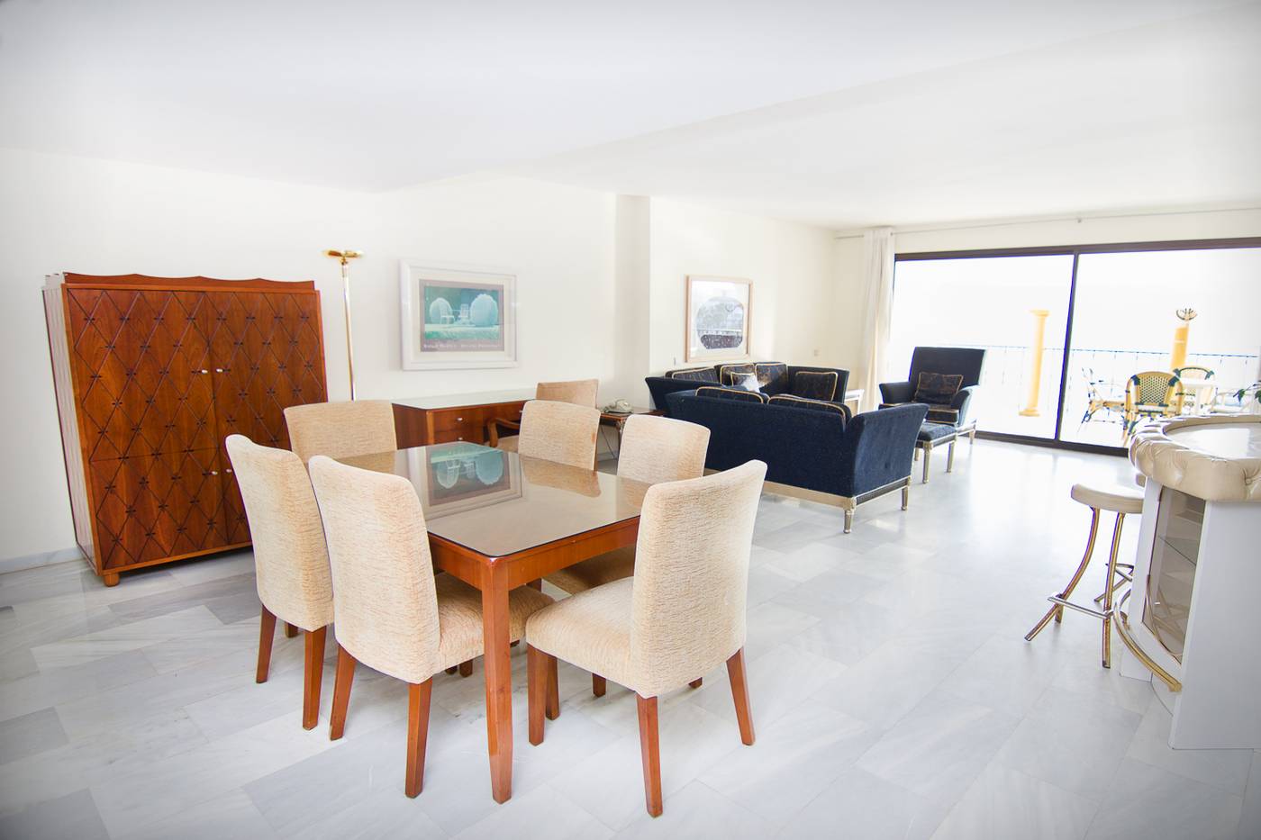 Park-Plaza-Suites-Room-7