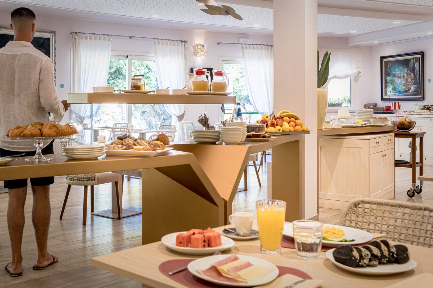 Cruccuris-Resort-Restaurant-48