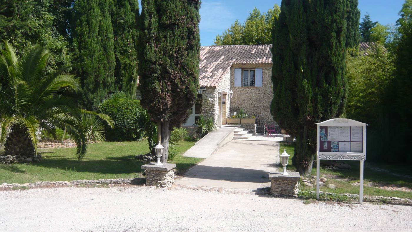La Sommellerie Logis de France-France-CHATEAUNEUF DU PAPE-General view-2
