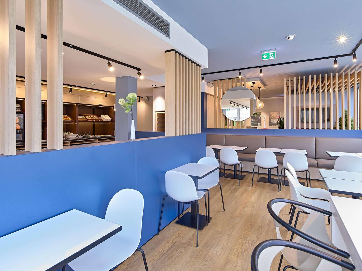 B-B-Hotel-Koln-Messe-Restaurant-14