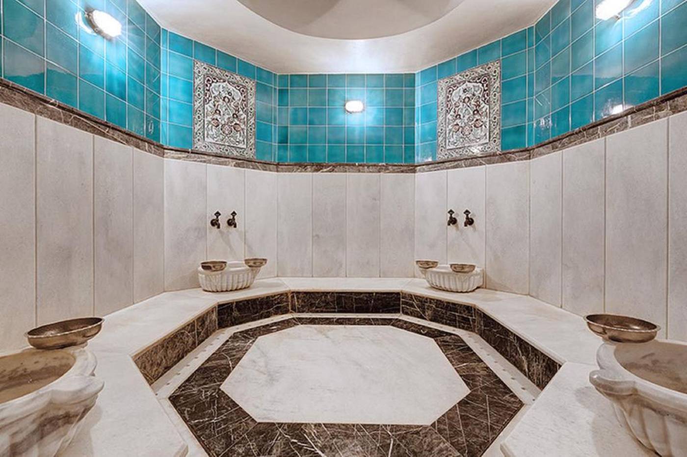 Arena-Hotel-Sports-and-Entertainment-55