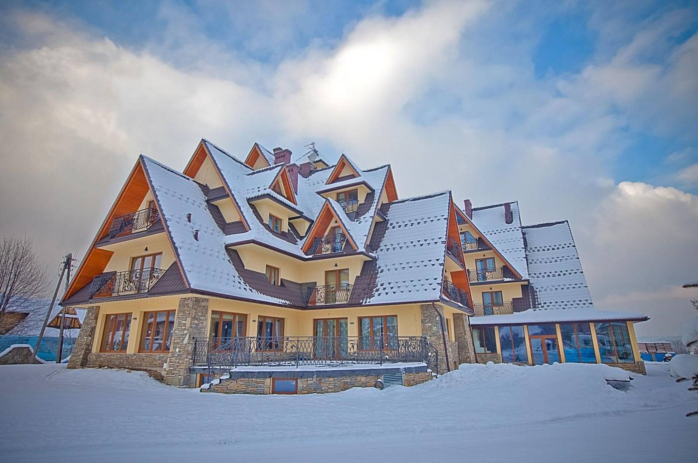 Helan Family & Garden-Poland-ZAKOPANE-General view-2