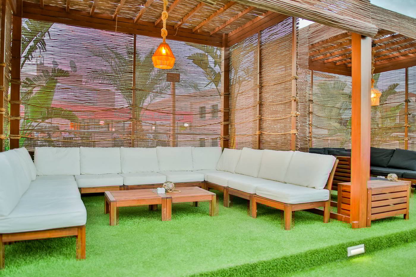 Hotel-525-Terrace-13