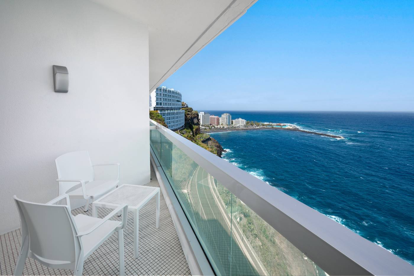 Best-Semiramis-Room-44