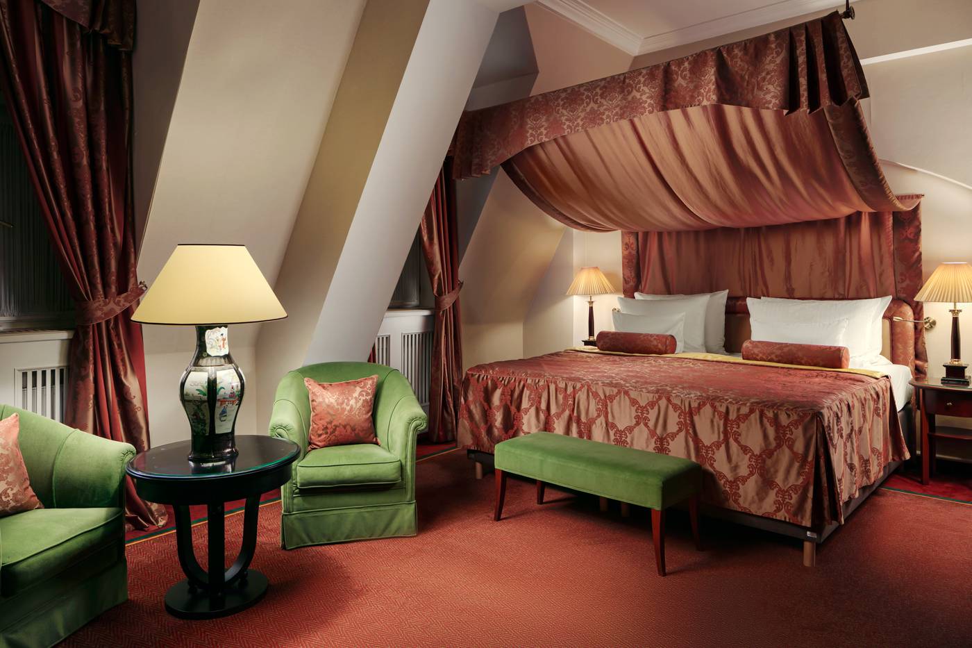 Art-Nouveau-Palace-Hotel-Room-8