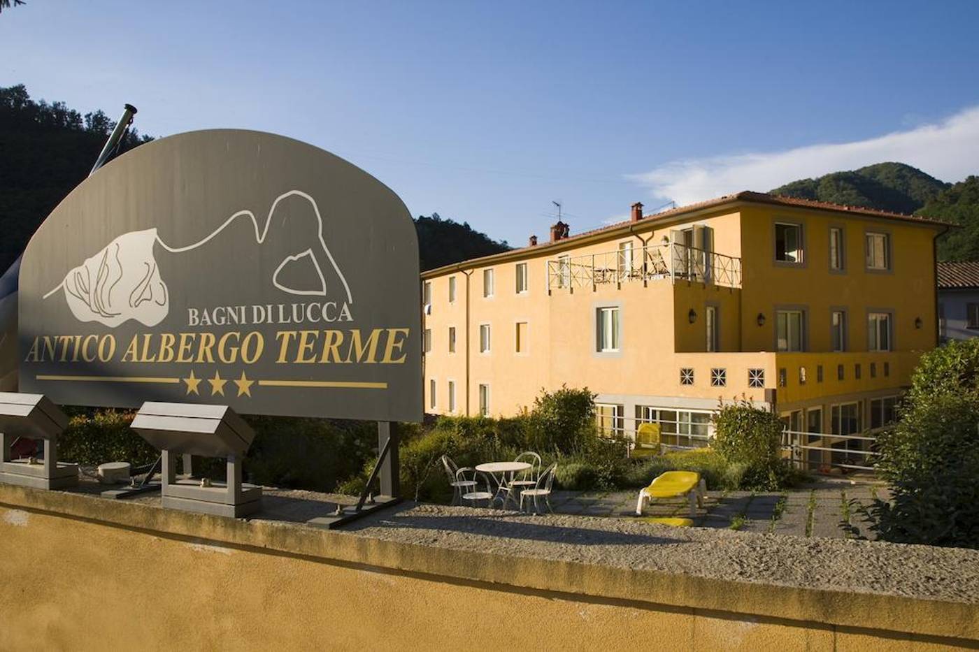 Antico Albergo Terme-Italy-BAGNI DI LUCCA (VICINONEAR LUCCA)-General view-5