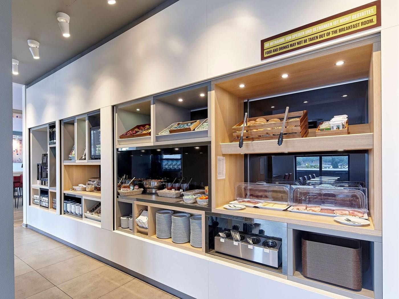 B-B-Hotel-Koln-Troisdorf-Restaurant-47