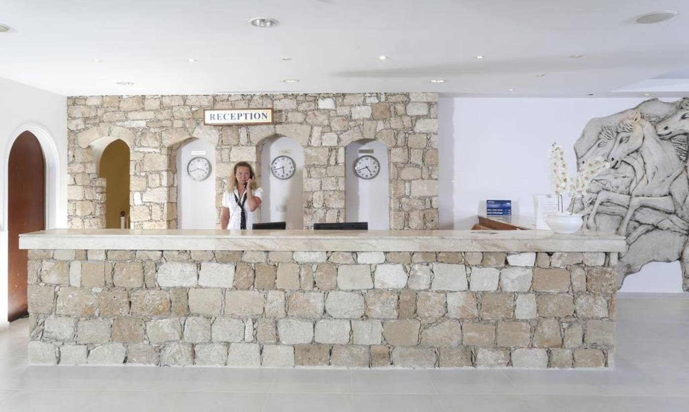 Aquasol-Holiday-Village-Lobby-32