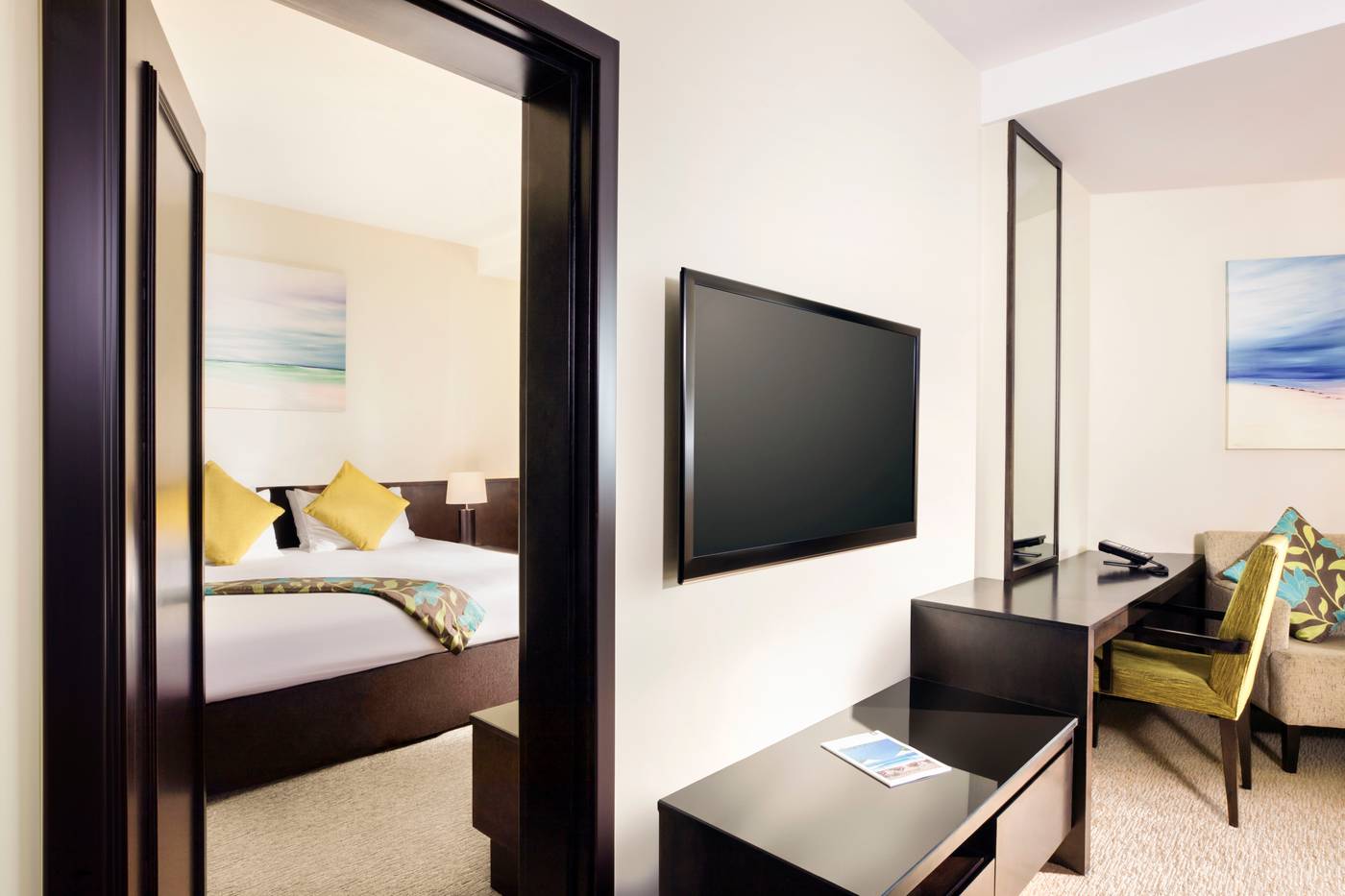 JA-Beach-Hotel-Room-26