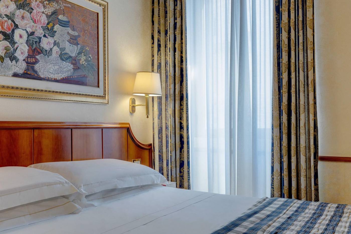 Amalfi-Room-32