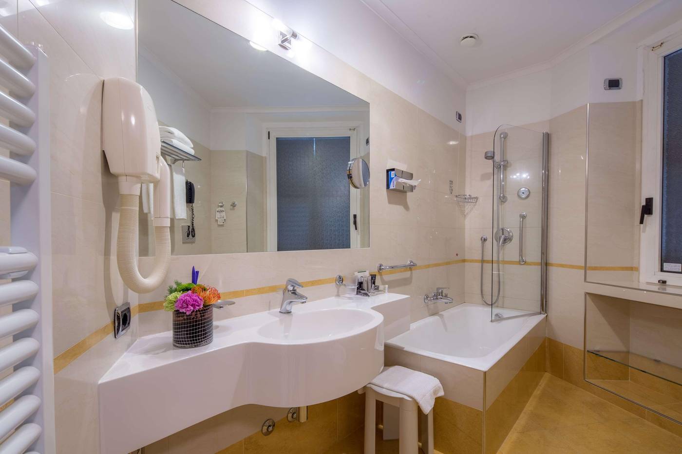 Best-Western-Plus-Hotel-Galles-Room-65