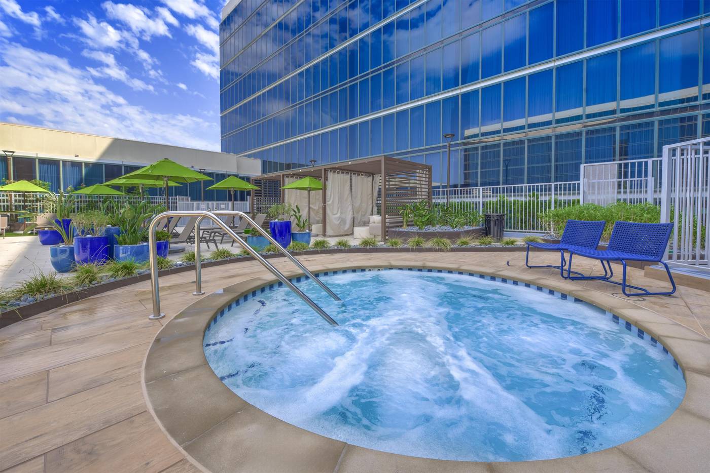 Hilton-Anaheim-General-view-93