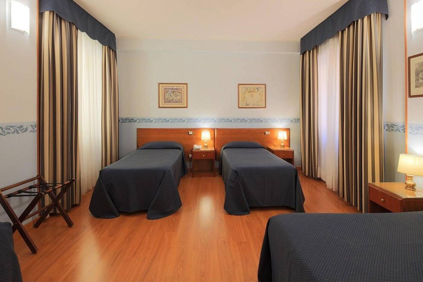 Terminus-E-Plaza-Room-6