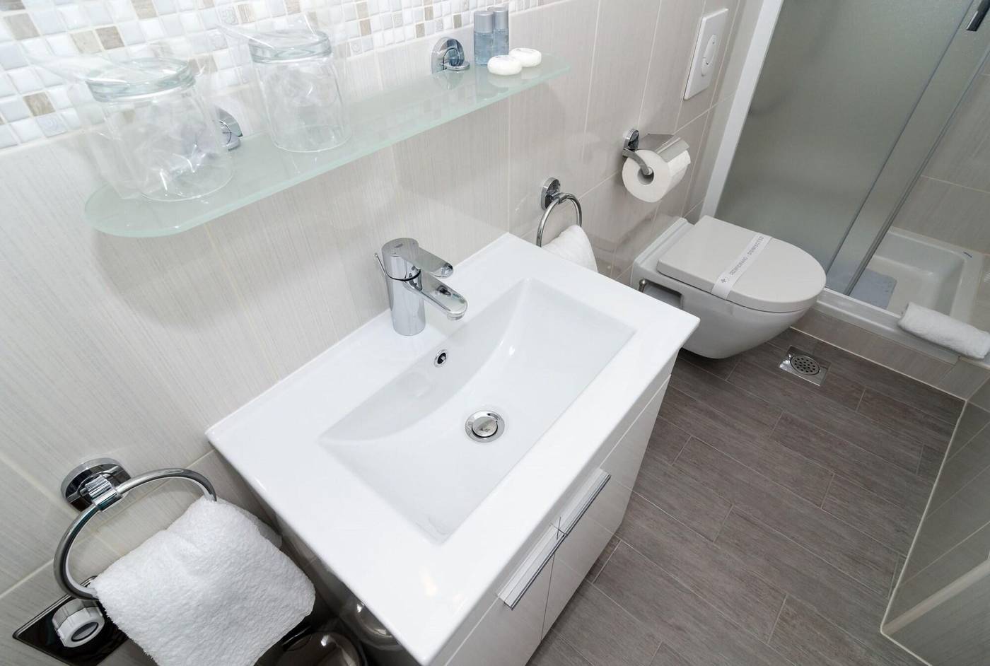 Apartments-Raic-Room-33