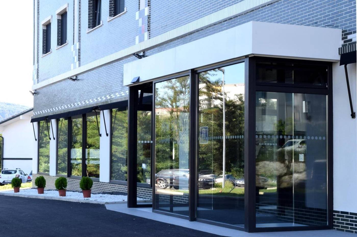 Hotel New Bilbao Airport-Spain-DERIO-General view-6