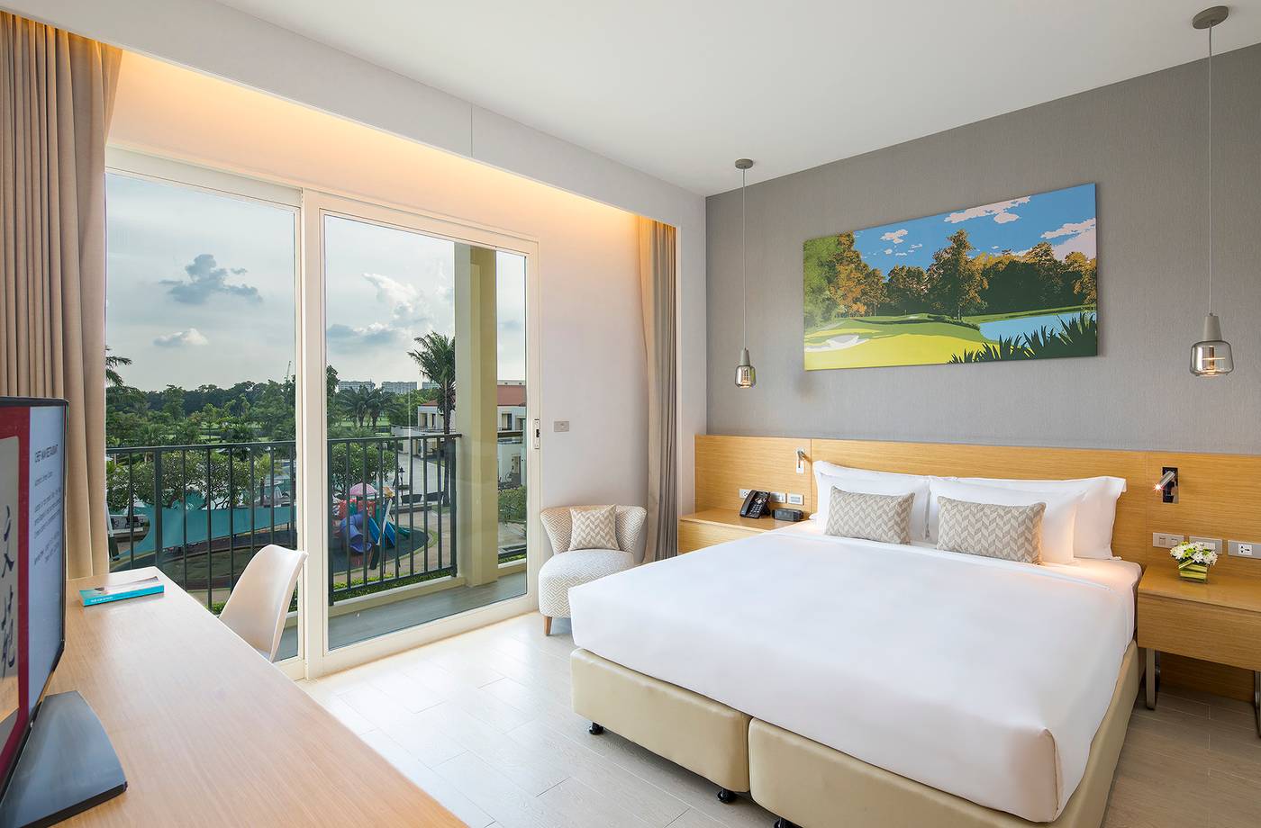 Eastin-Thana-City-Golf-Resort-Bangkok-Room-9