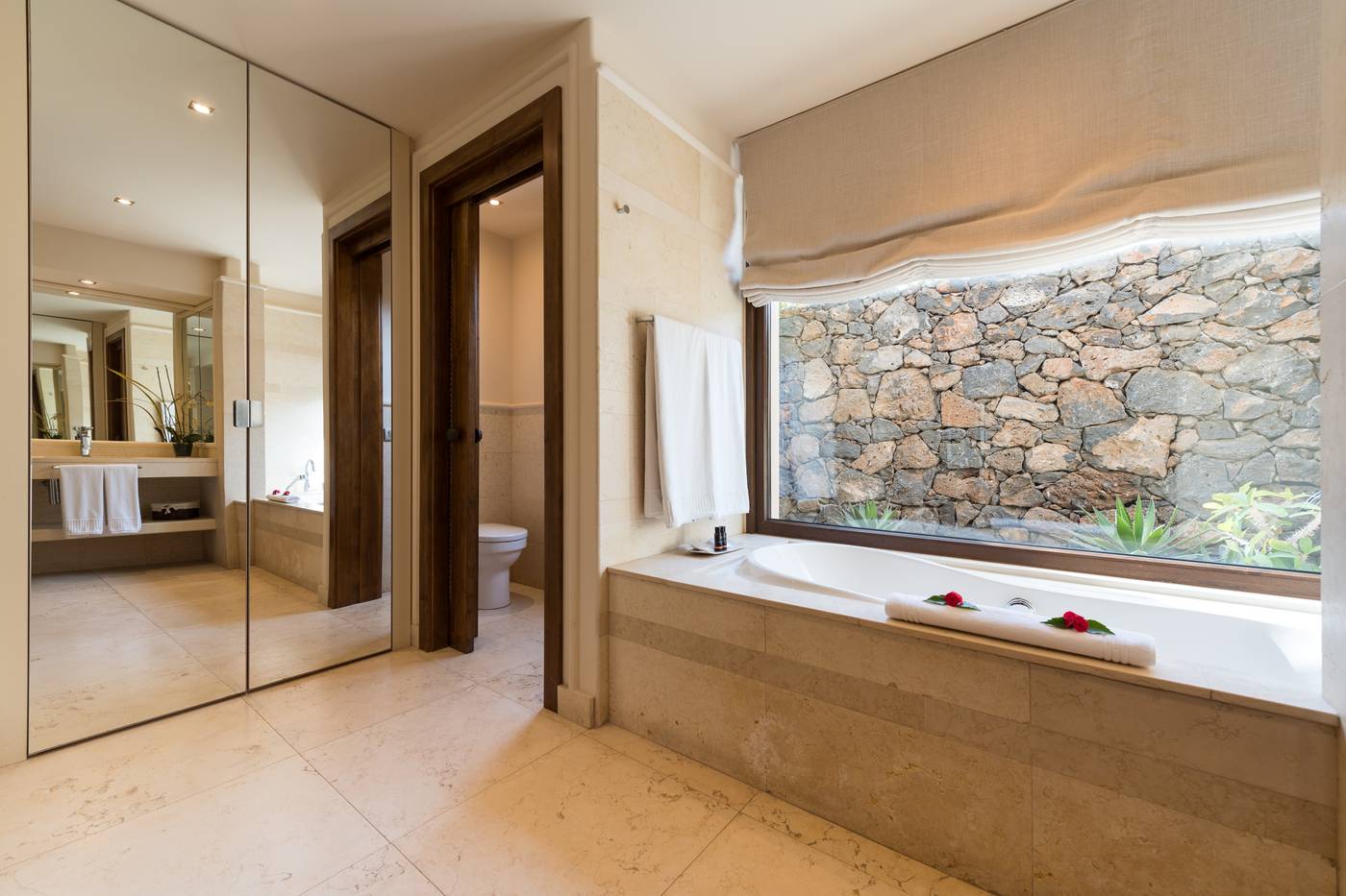 Gran-Alondra-Room-32