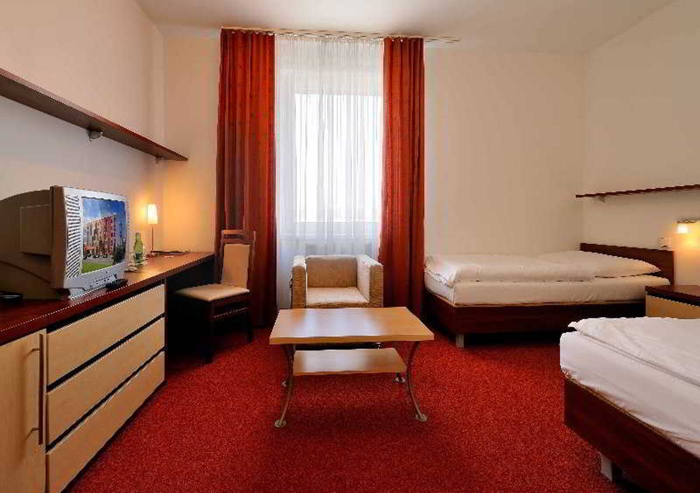 Hotel Color-Slovakia-BRATISLAVA-Room-3