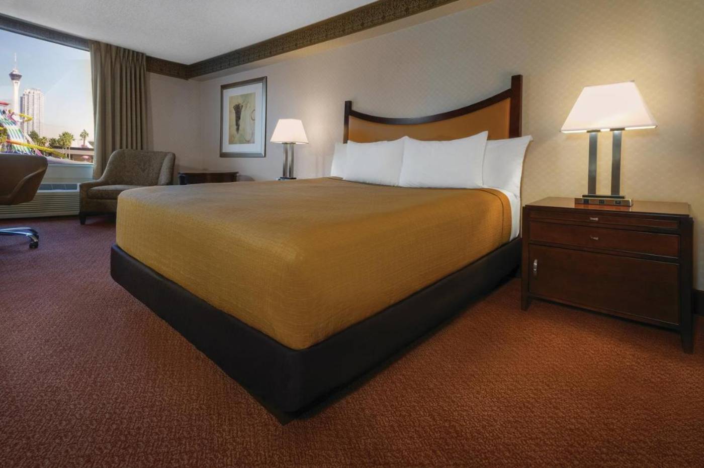 Circus-Circus-Las-Vegas-Hotel-Room-23