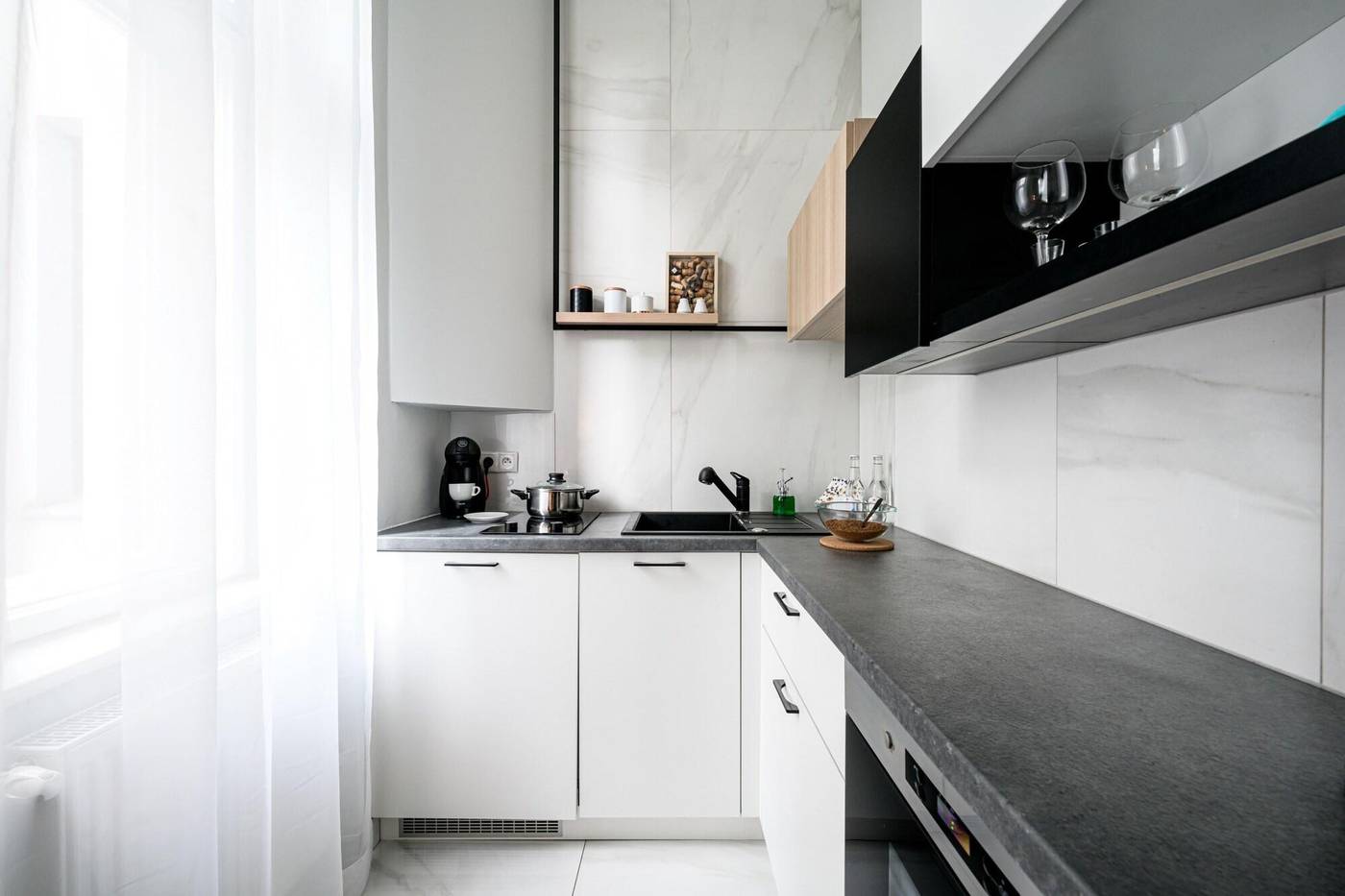 Arts-Apartments-Room-48