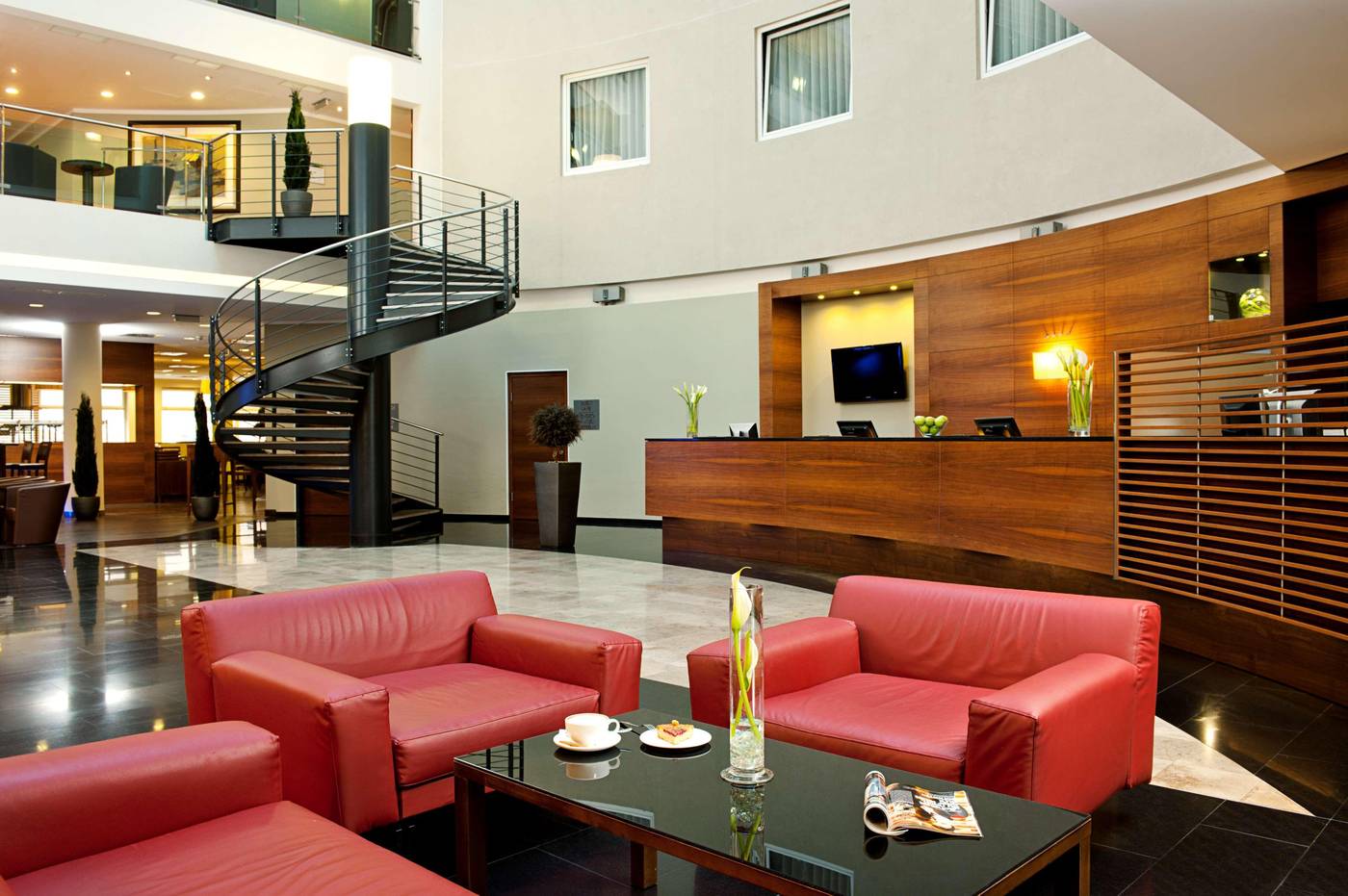 NH-Budapest-City-Lobby-5