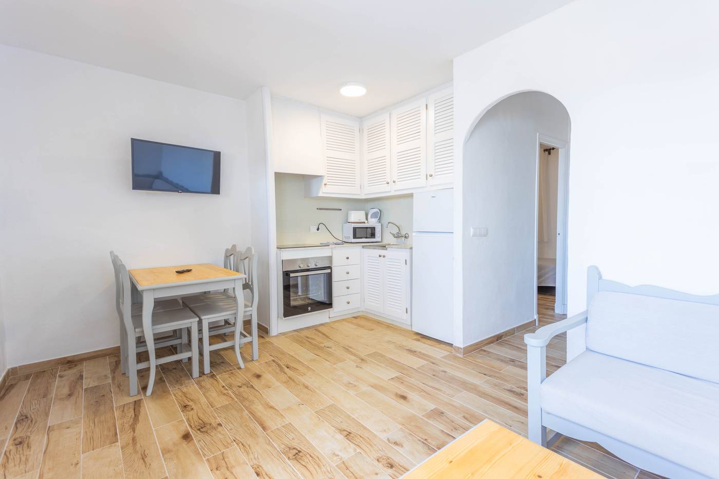 Son-Bou-Gardens-Room-51