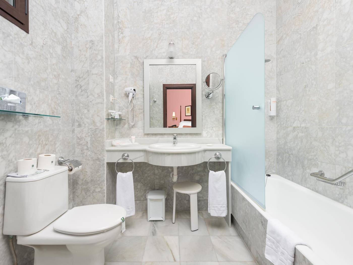 Fuerte-Marbella-Room-31