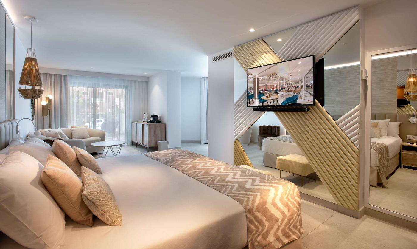 Guayarmina-Princess-Room-30