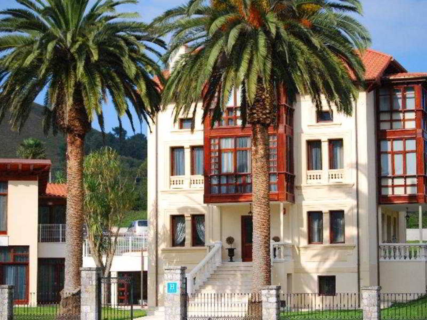 Hotel El Indiana-Spain-LLANES - ASTURIAS-General view-2