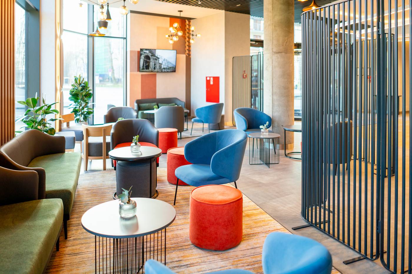 Focus-Hotel-Premium-Warszawa-Lobby-3