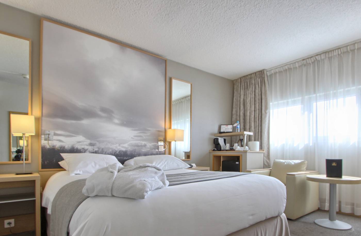 Best-Western-Plus-Paris-Orly-Airport-Room-22