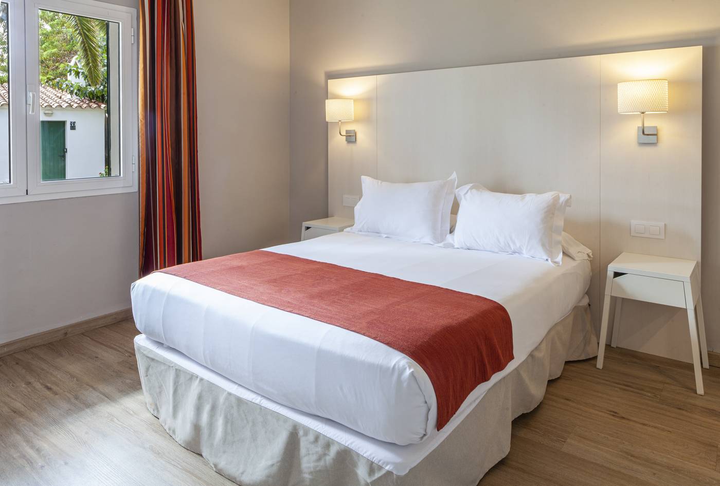 MINURA-SUR-MENORCA---WATERPARK-Room-32