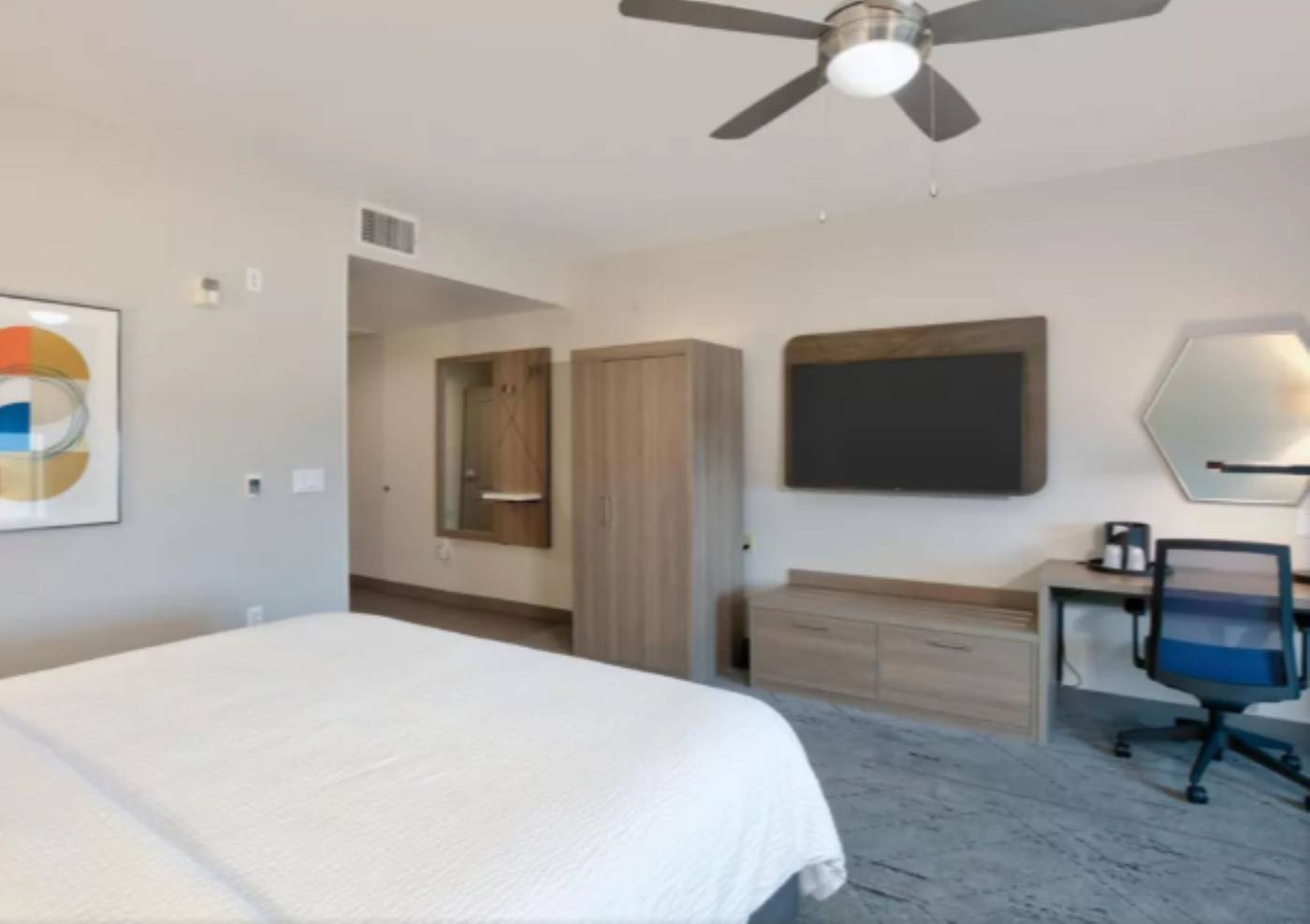 Holiday Inn Express and Suites North Dallas at Pre-United States-DALLAS-Room-9