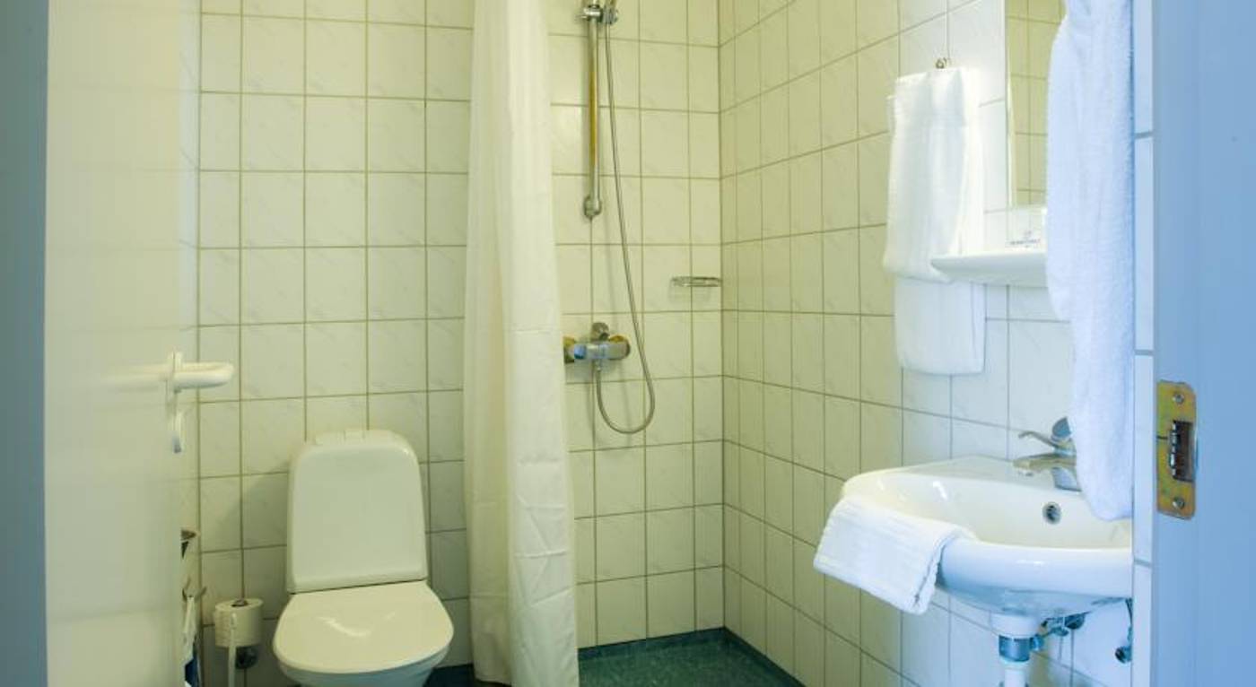 Maritime-Hotel-Room-9