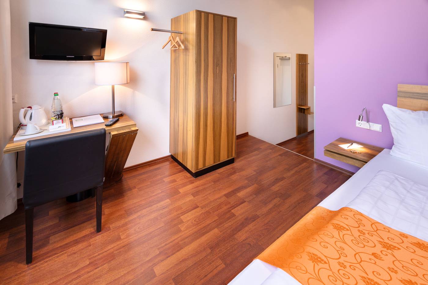 AMH Airport Messe Hotel Stuttgart-Germany-Filderstadt-Sielmingen-Room-8