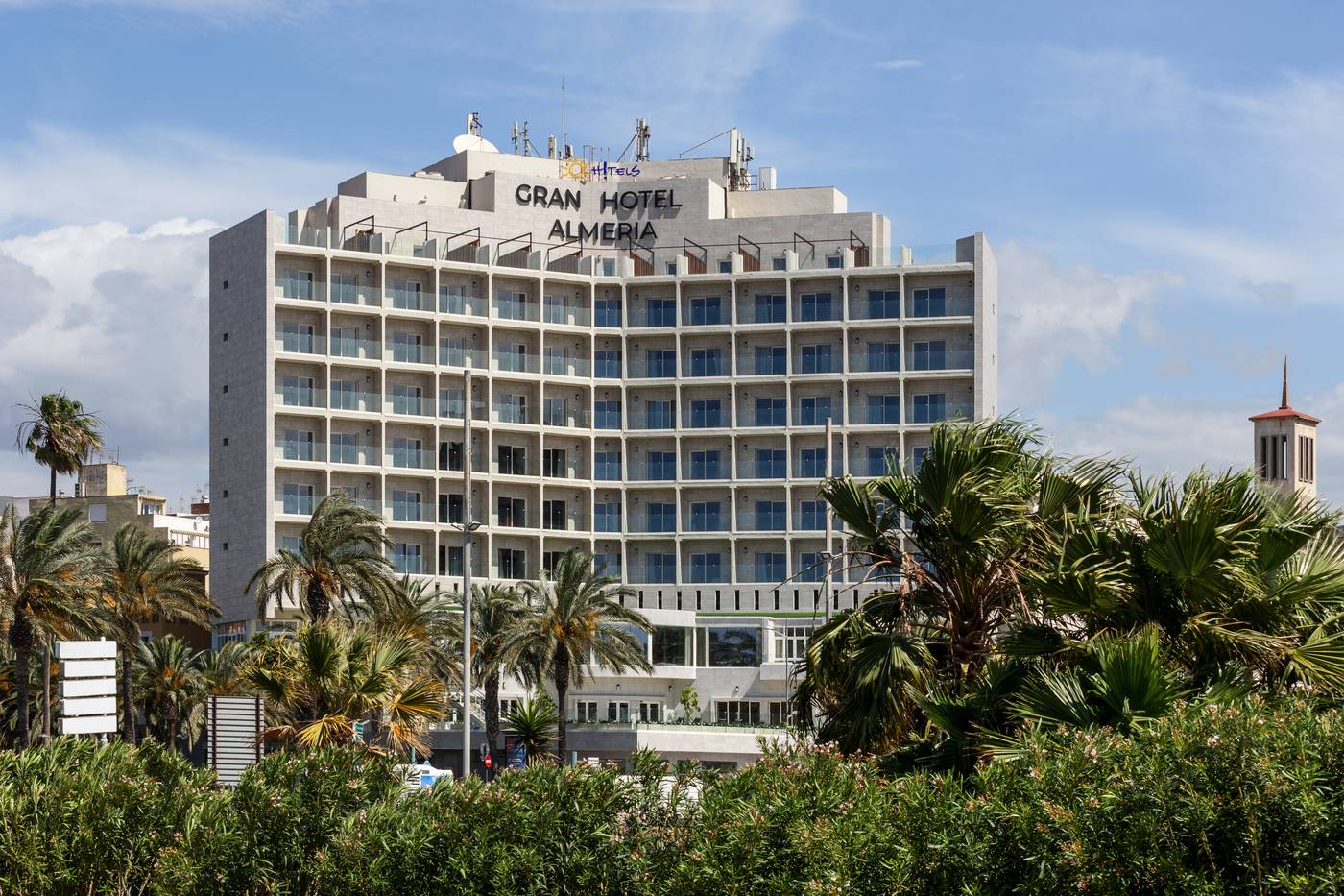Ohtels-Gran-Hotel-Almeria-General-view-8
