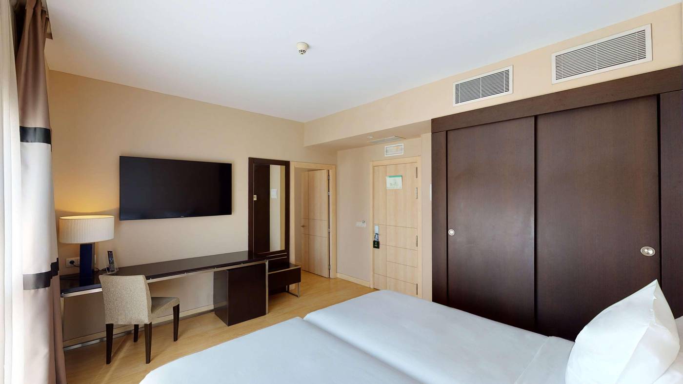 Paseo-del-Arte-Room-34