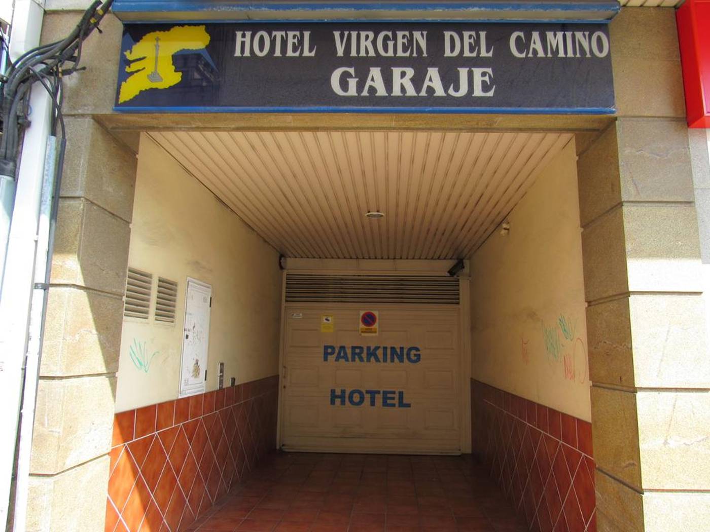 Virgen Del Camino-Spain-PONTEVEDRA-Lobby-5