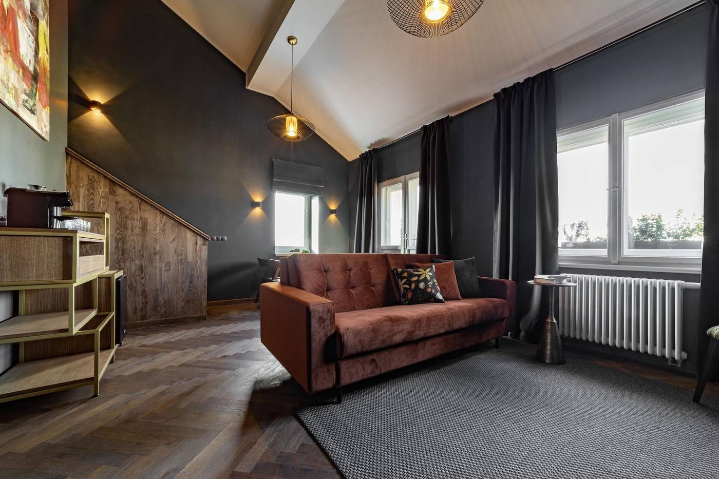 The-Viaduct---Suites---More-Room-23