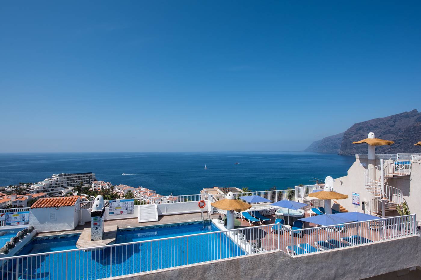 Vigilia-Park-Pool-69