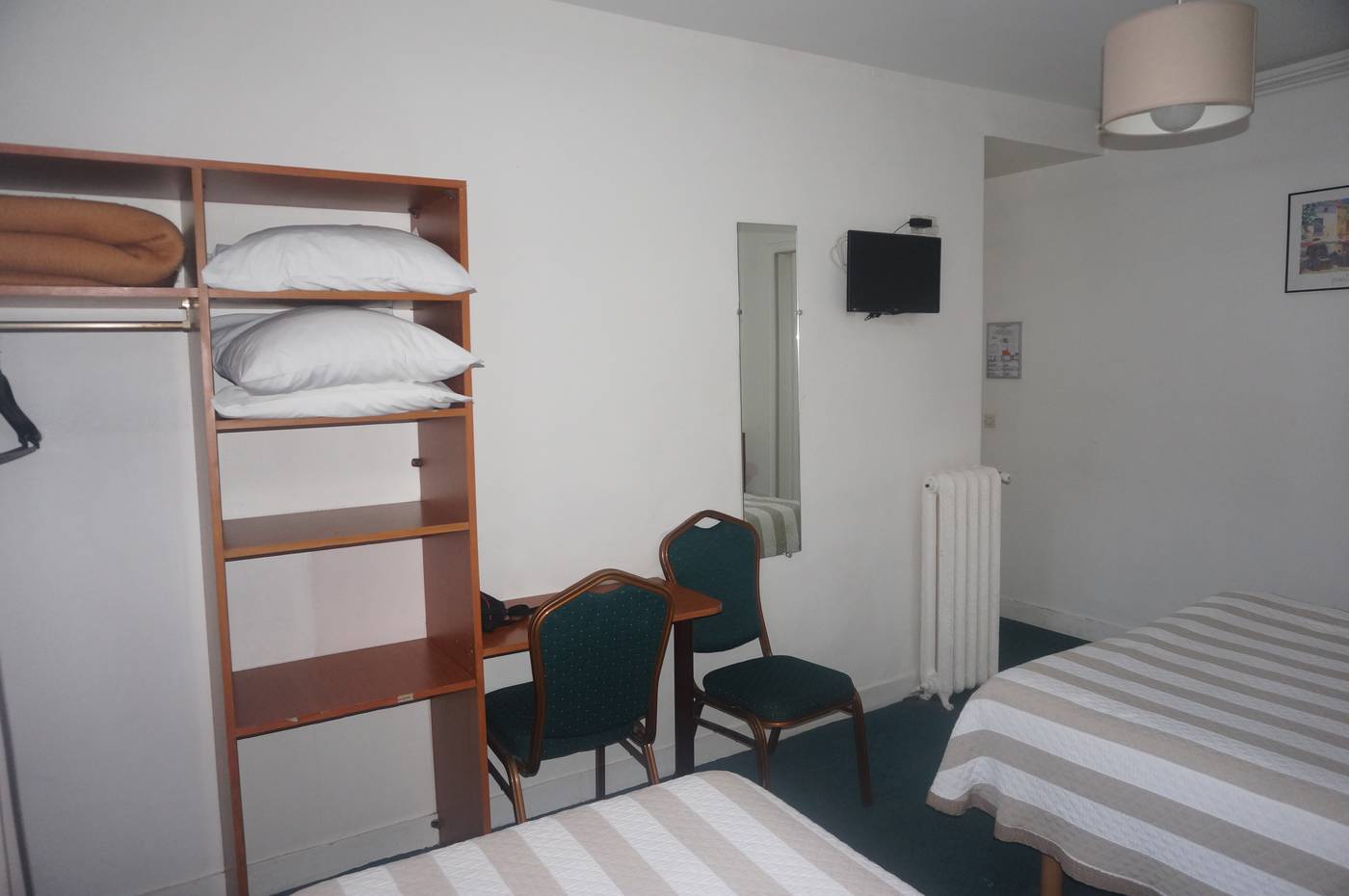 Hotel-Nord-Et-Champagne-Room-23